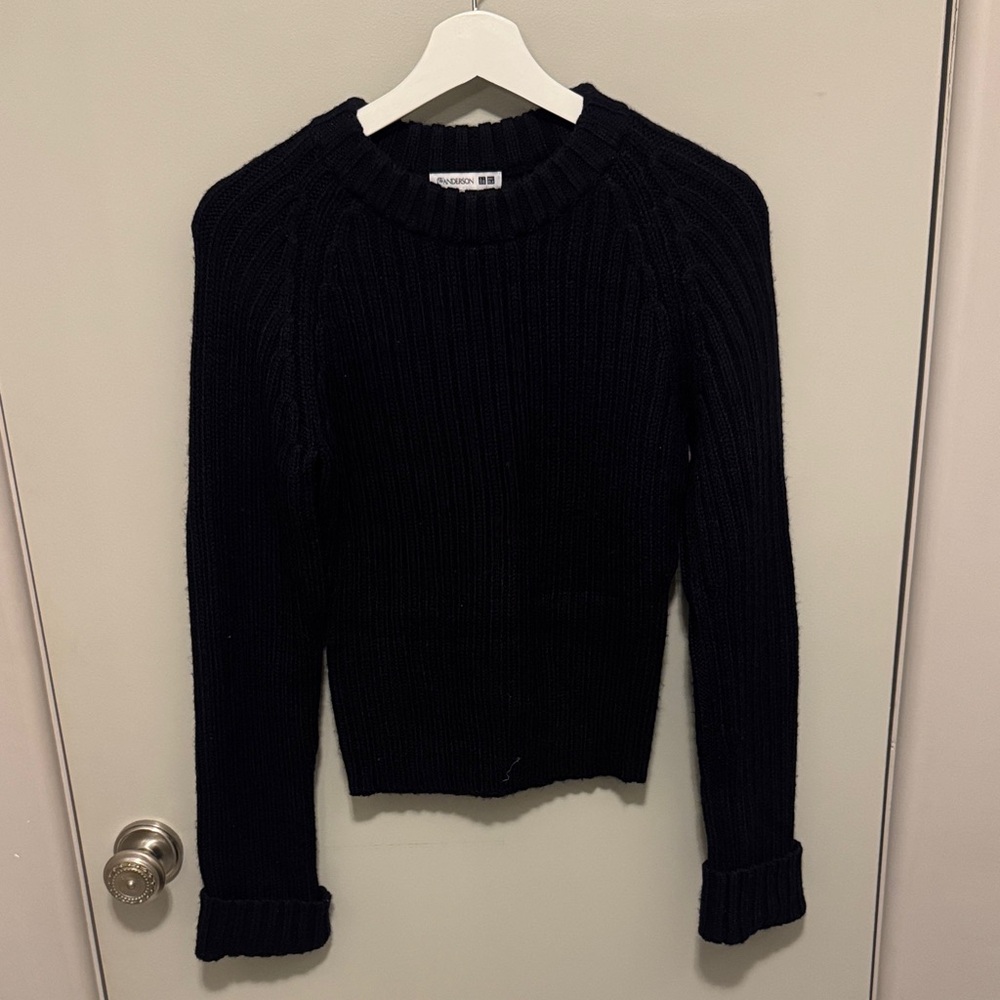JW ANDERSON x Uniqlo Women's Black Ribbed Crew Neck Sweater